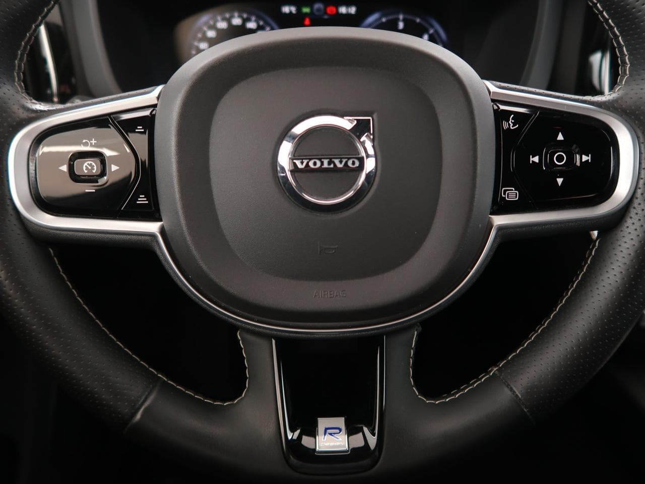 2018 Volvo XC60 - 19