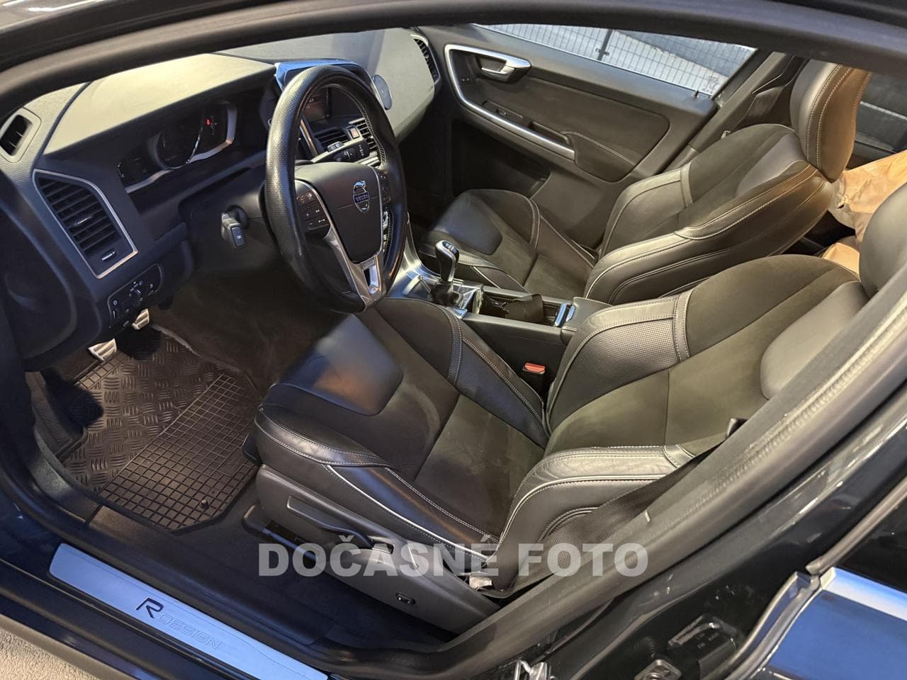2017 Volvo XC60 - 3