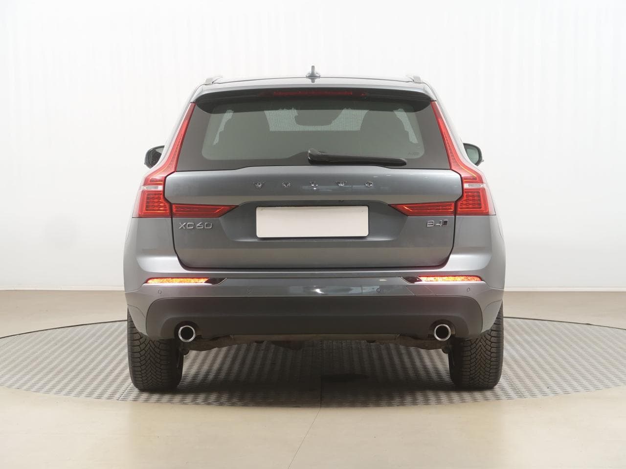 2020 Volvo XC60 - 6
