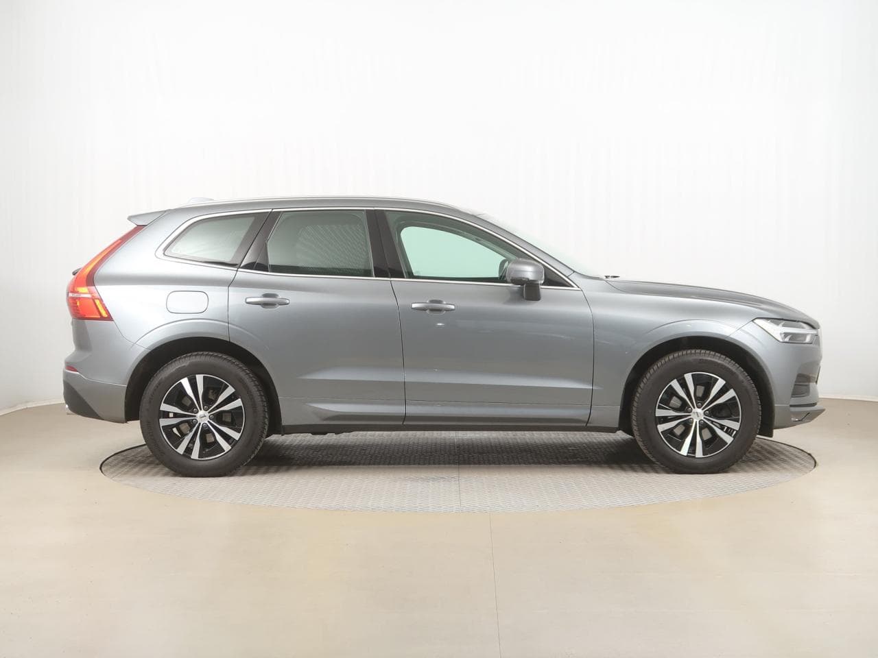 2020 Volvo XC60 - 10