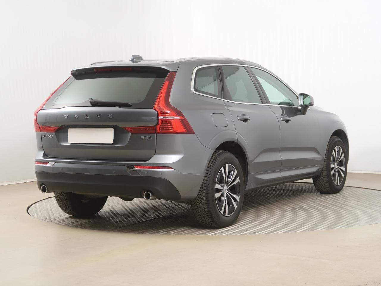 2020 Volvo XC60 - 8