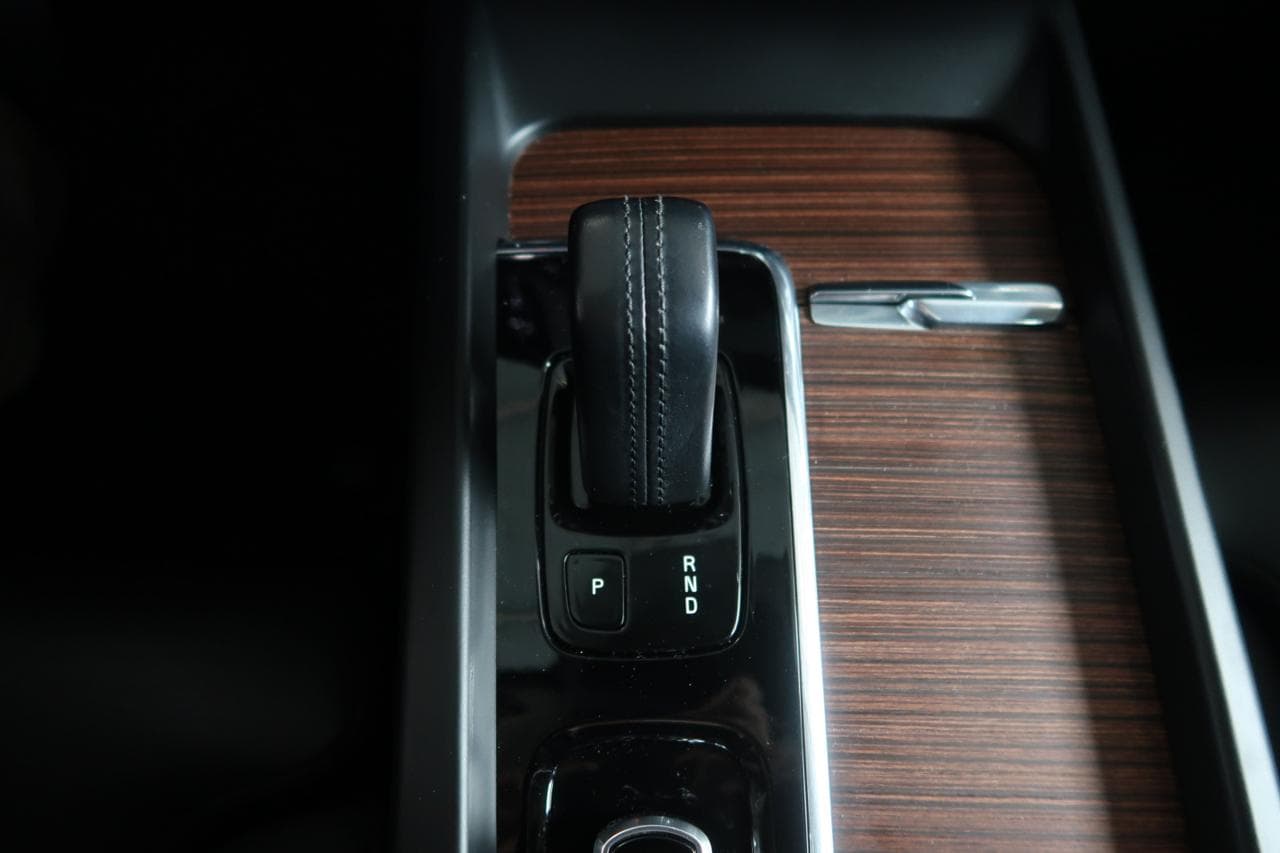 2020 Volvo XC60 - 31