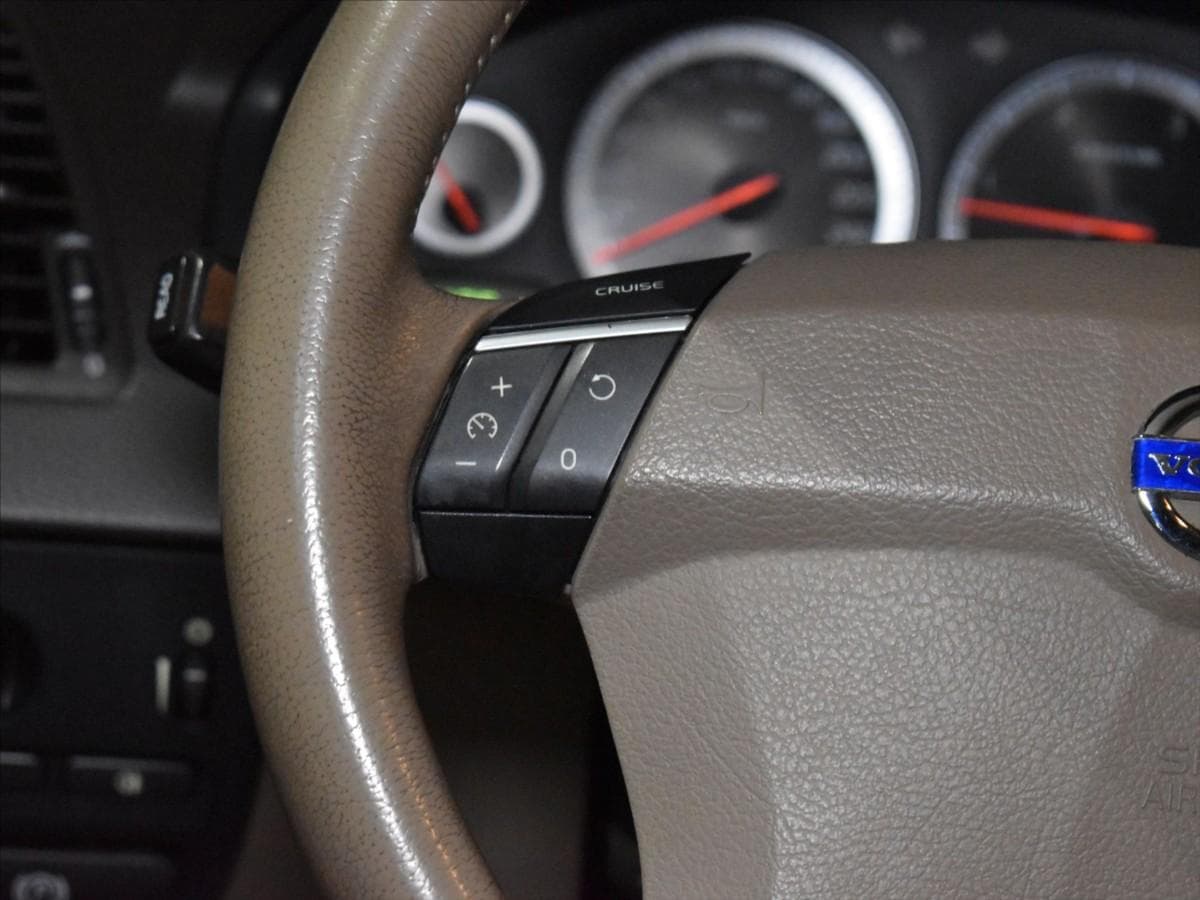 2012 Volvo XC90 - 14