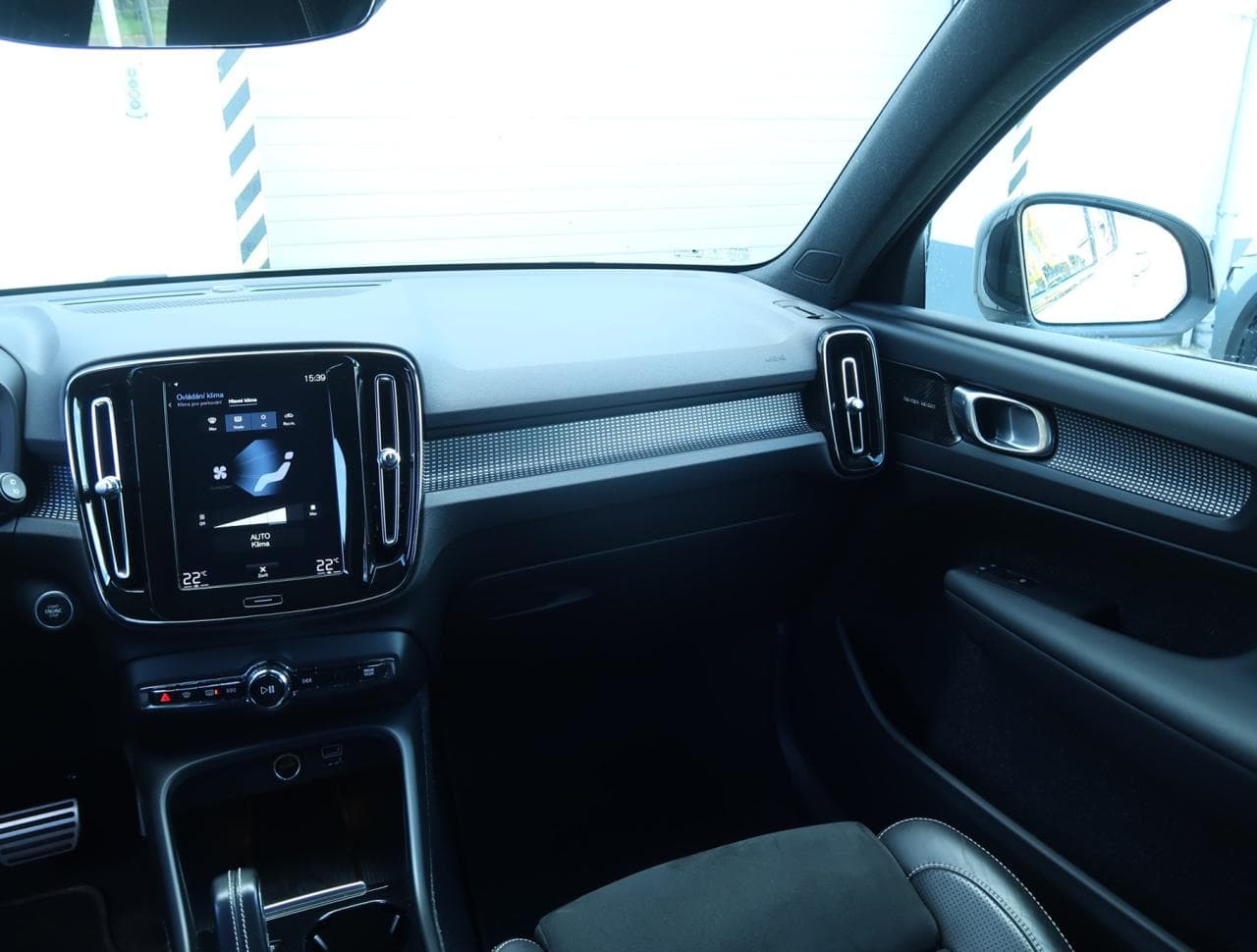 2019 Volvo XC40 - 11