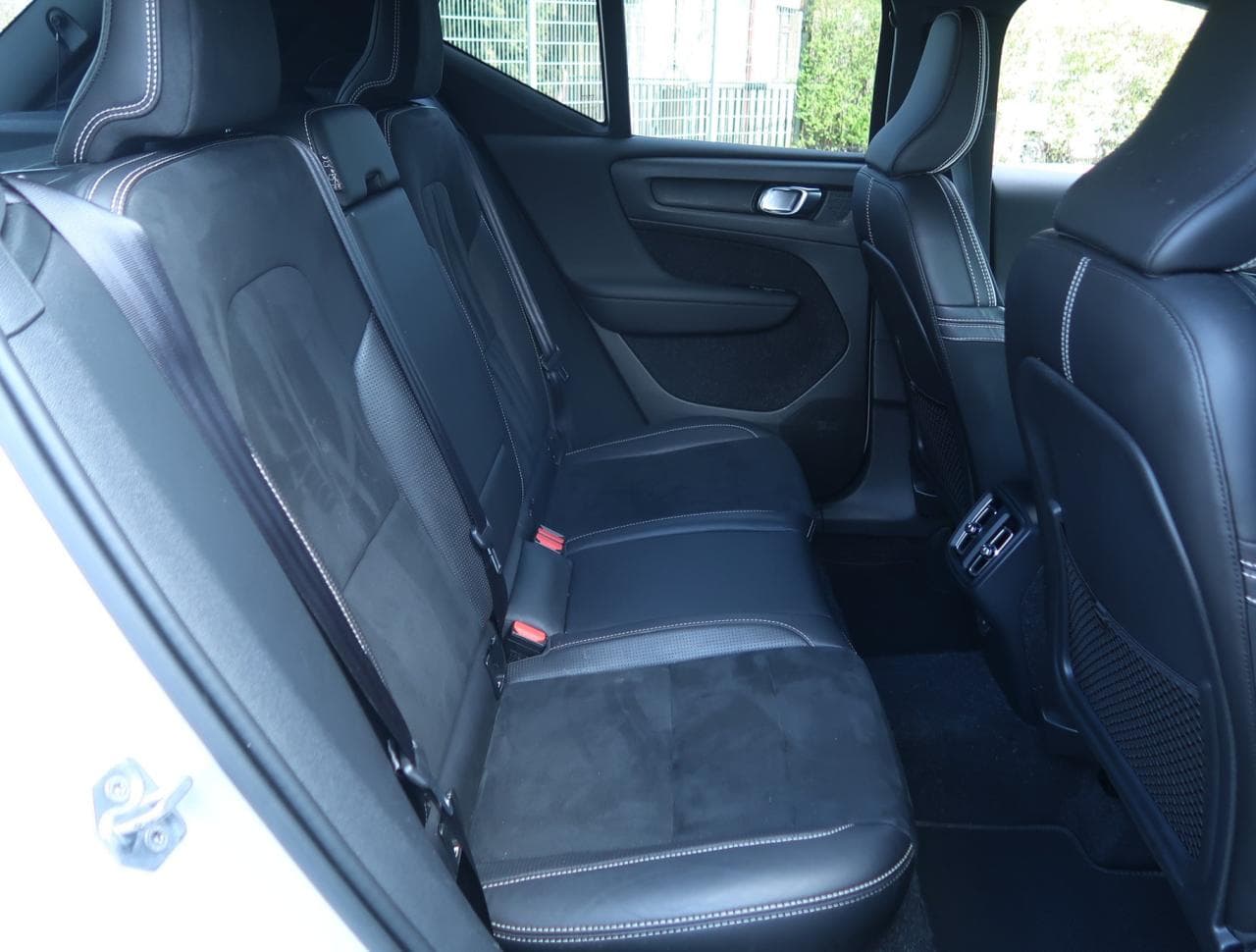 2019 Volvo XC40 - 13