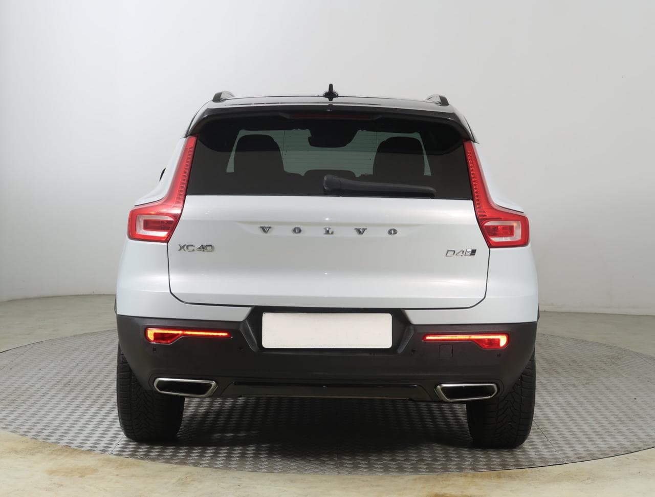 2019 Volvo XC40 - 6