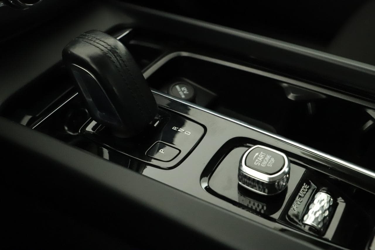 2020 Volvo XC60 - 17