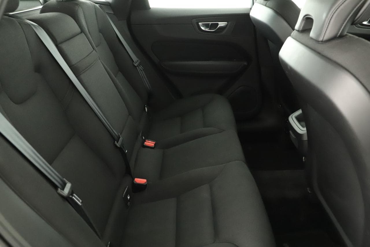 2020 Volvo XC60 - 10