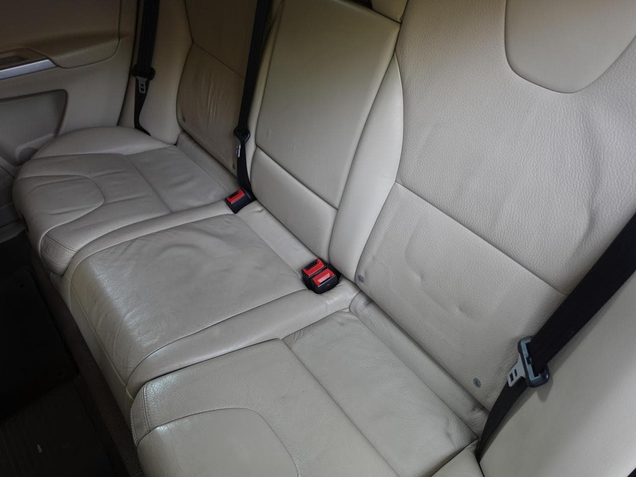 2010 Volvo XC60 - 11