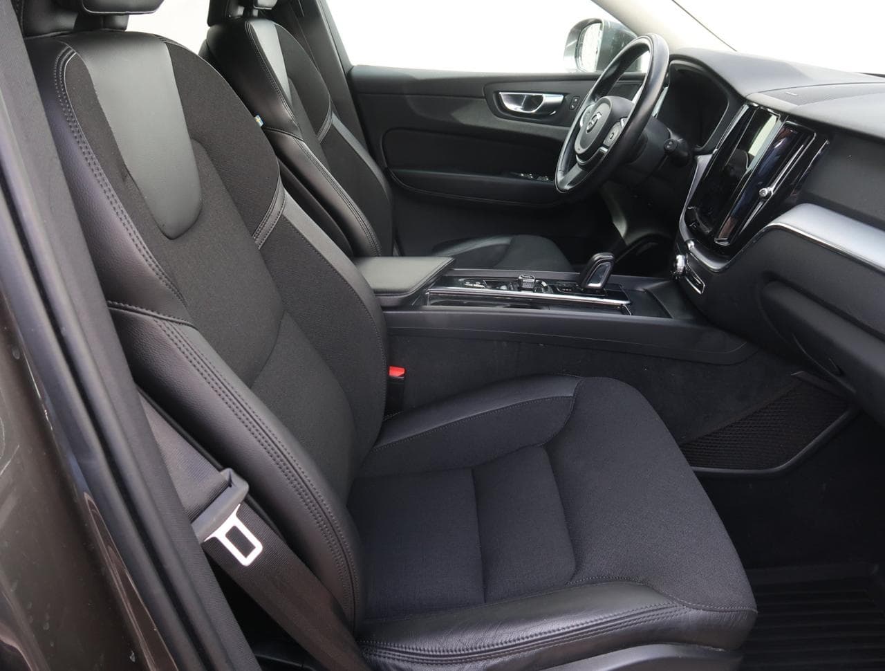 2021 Volvo XC60 - 20