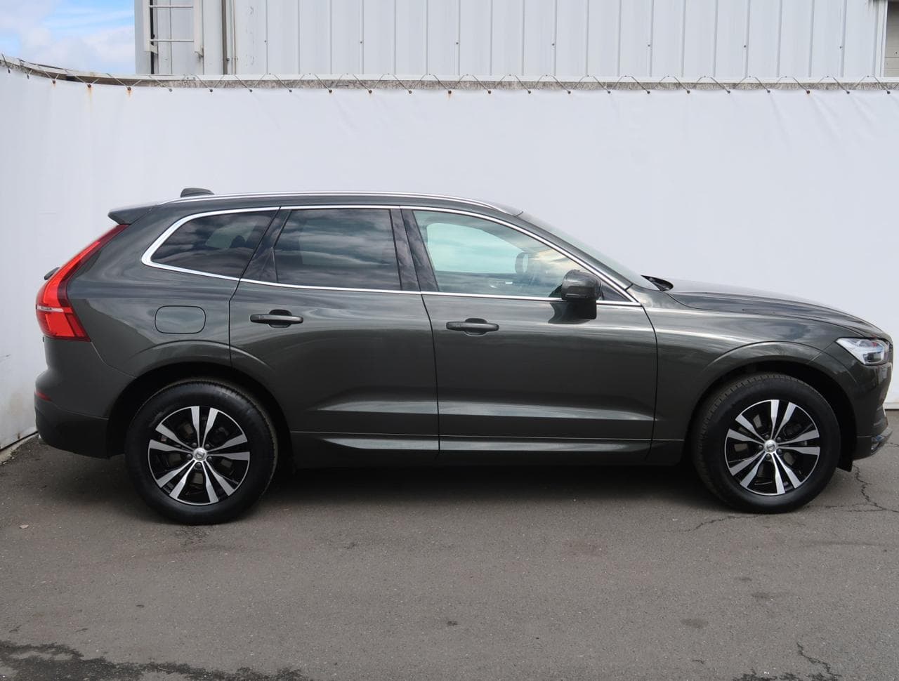 2021 Volvo XC60 - 13