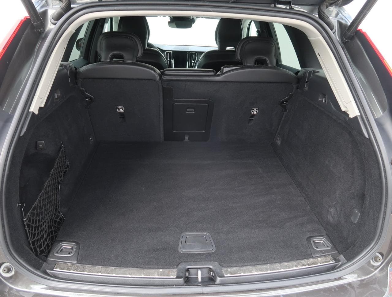 2021 Volvo XC60 - 35