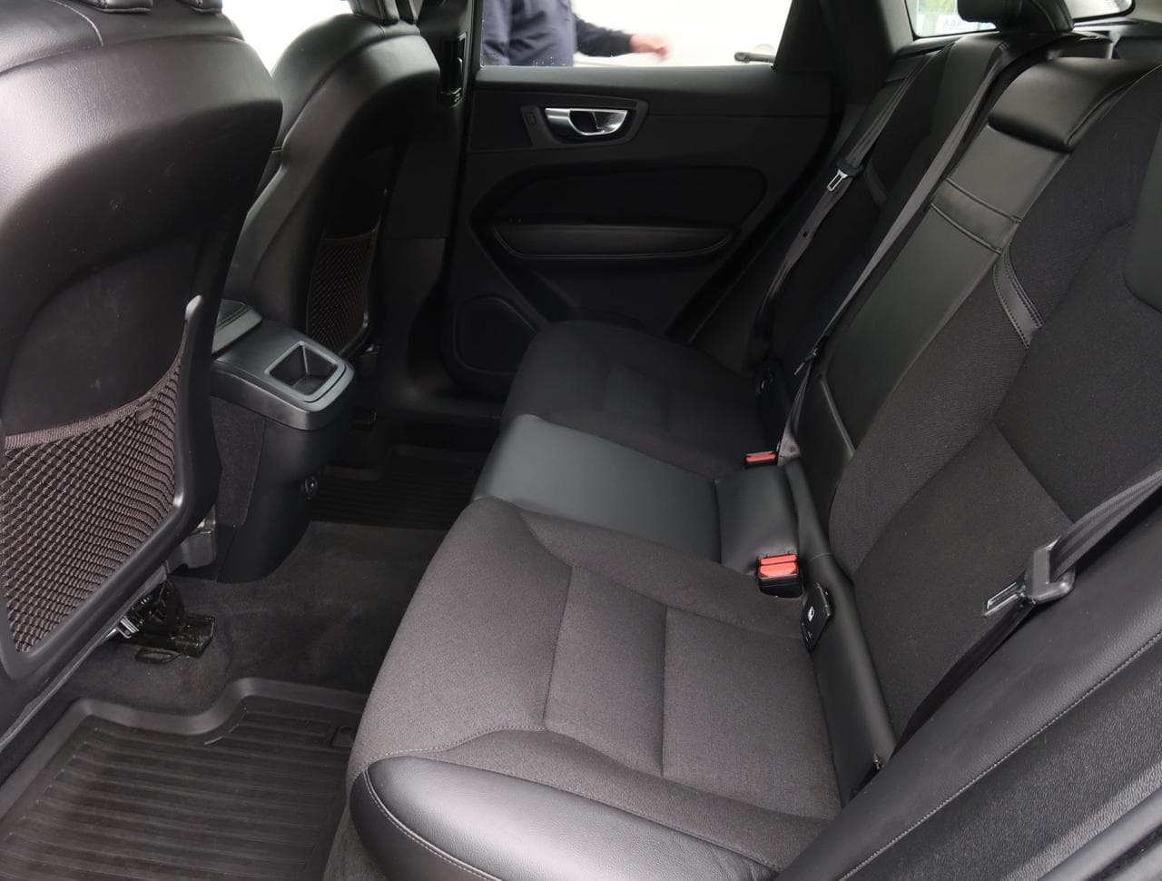 2021 Volvo XC60 - 26