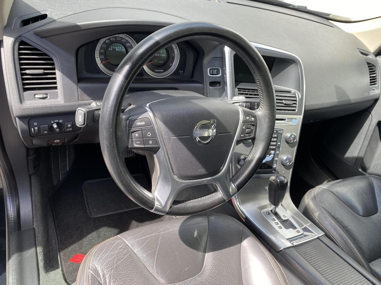 2012 Volvo XC60 - 25