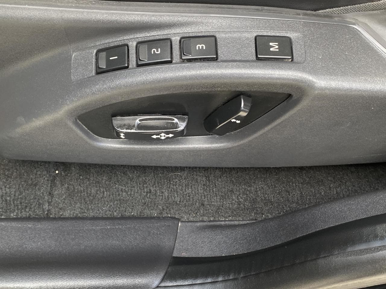2012 Volvo XC60 - 23