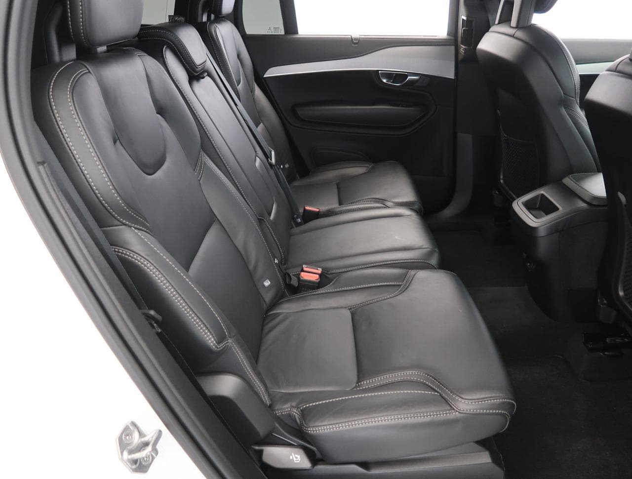 2021 Volvo XC90 - 22