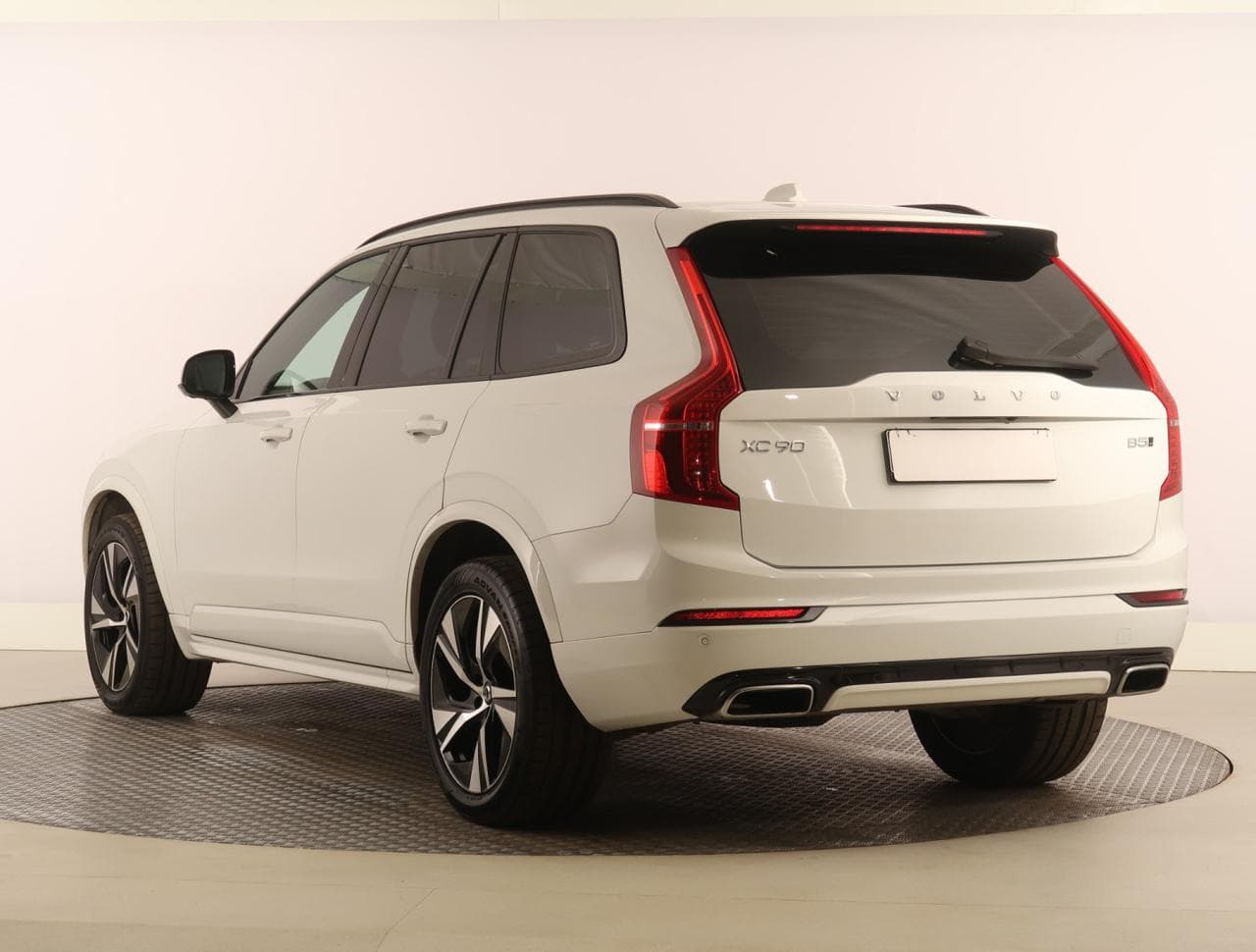 2021 Volvo XC90 - 9
