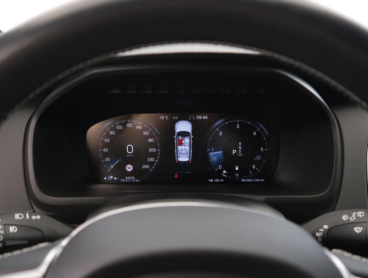 2021 Volvo XC90 - 28
