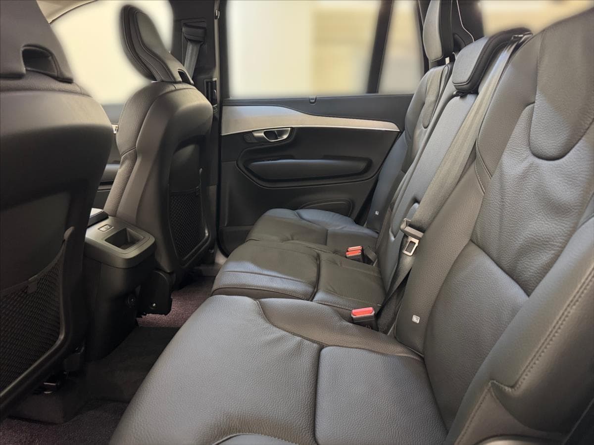 2024 Volvo XC90 - 11