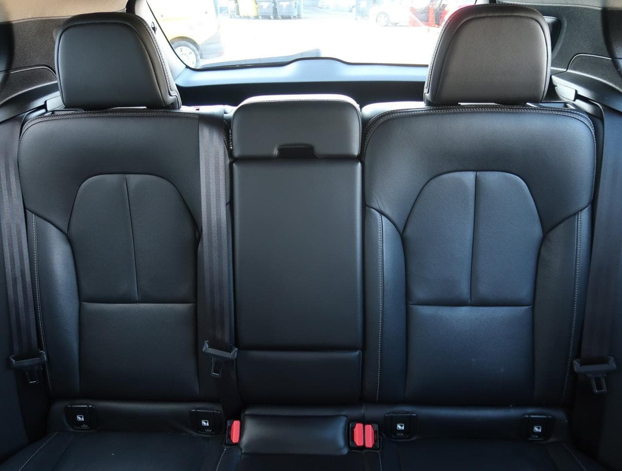 2019 Volvo XC40 - 14