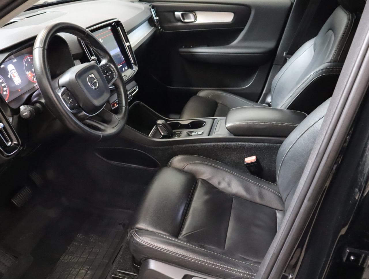 2018 Volvo XC40 - 16