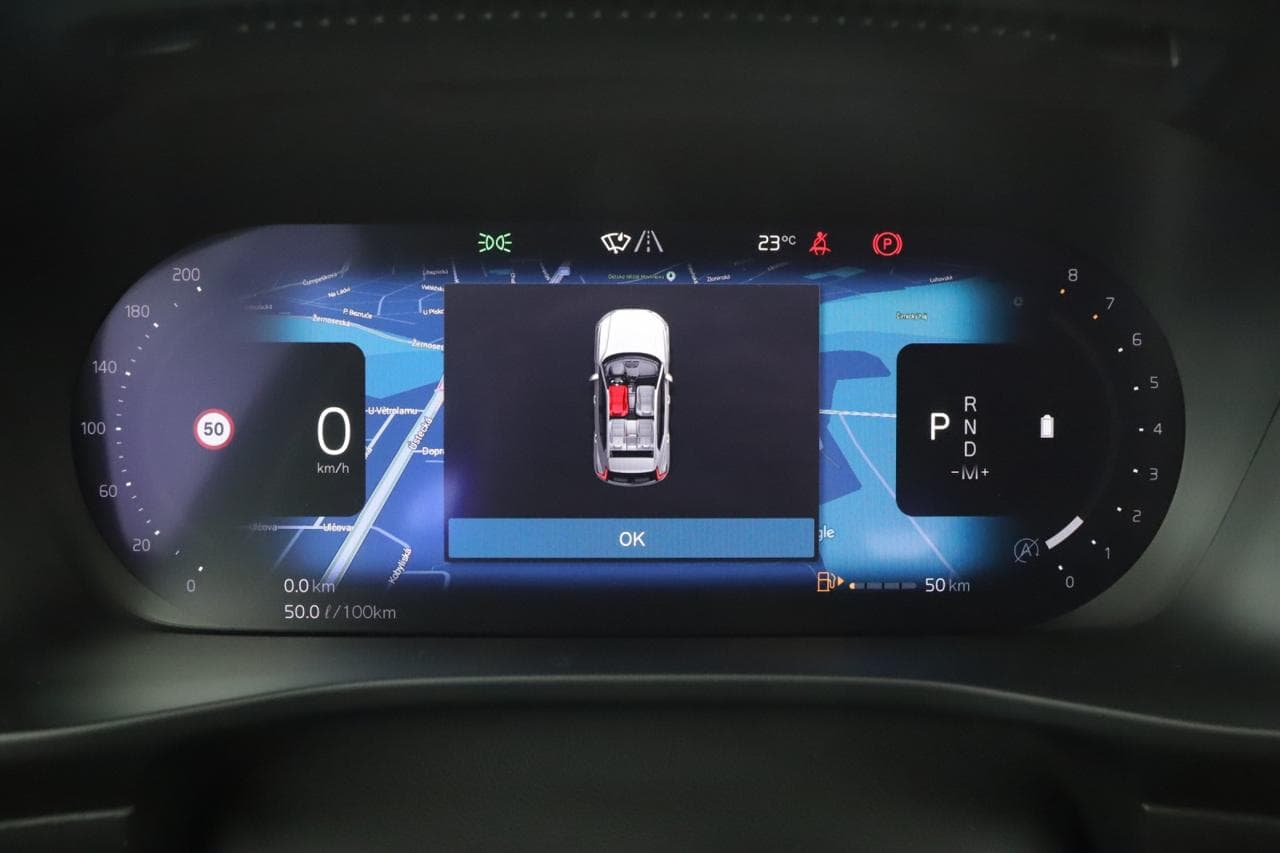 2022 Volvo XC40 - 15