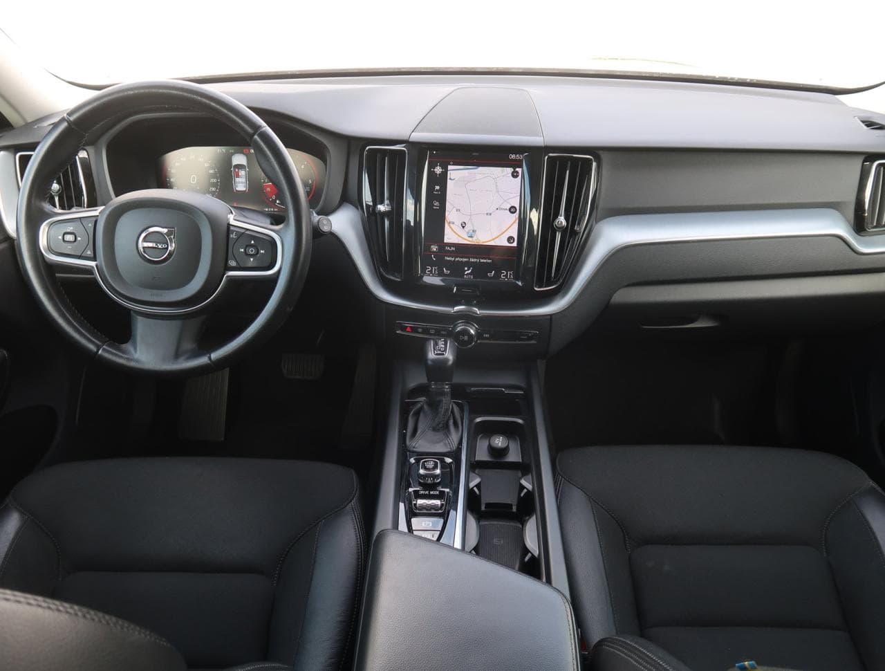 2018 Volvo XC60 - 10
