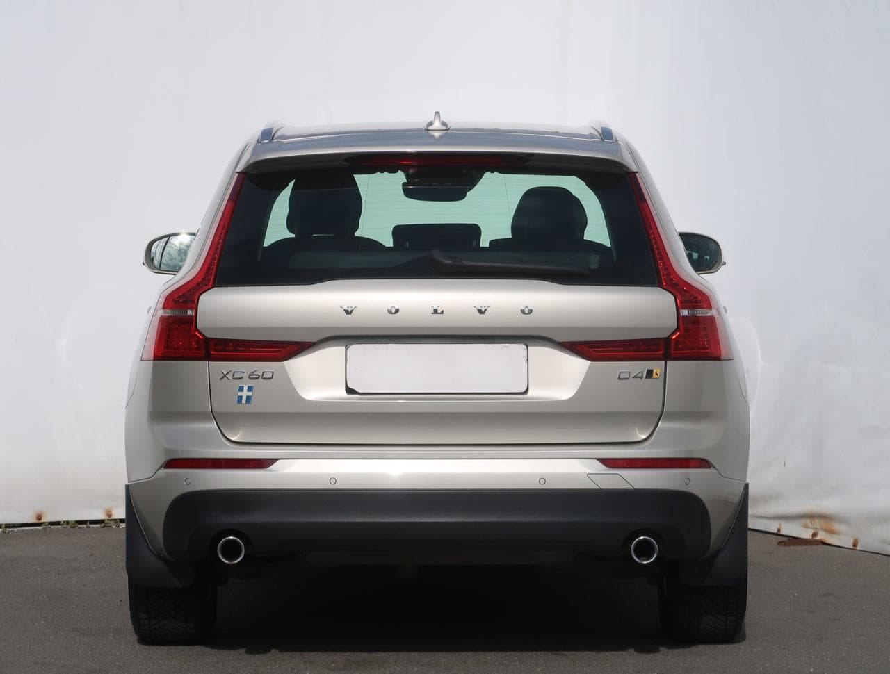 2018 Volvo XC60 - 6