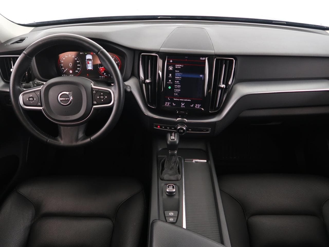 2019 Volvo XC60 - 10