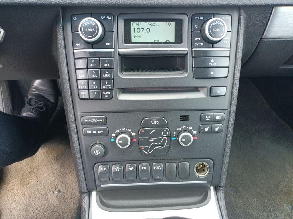 2014 Volvo XC90 - 11