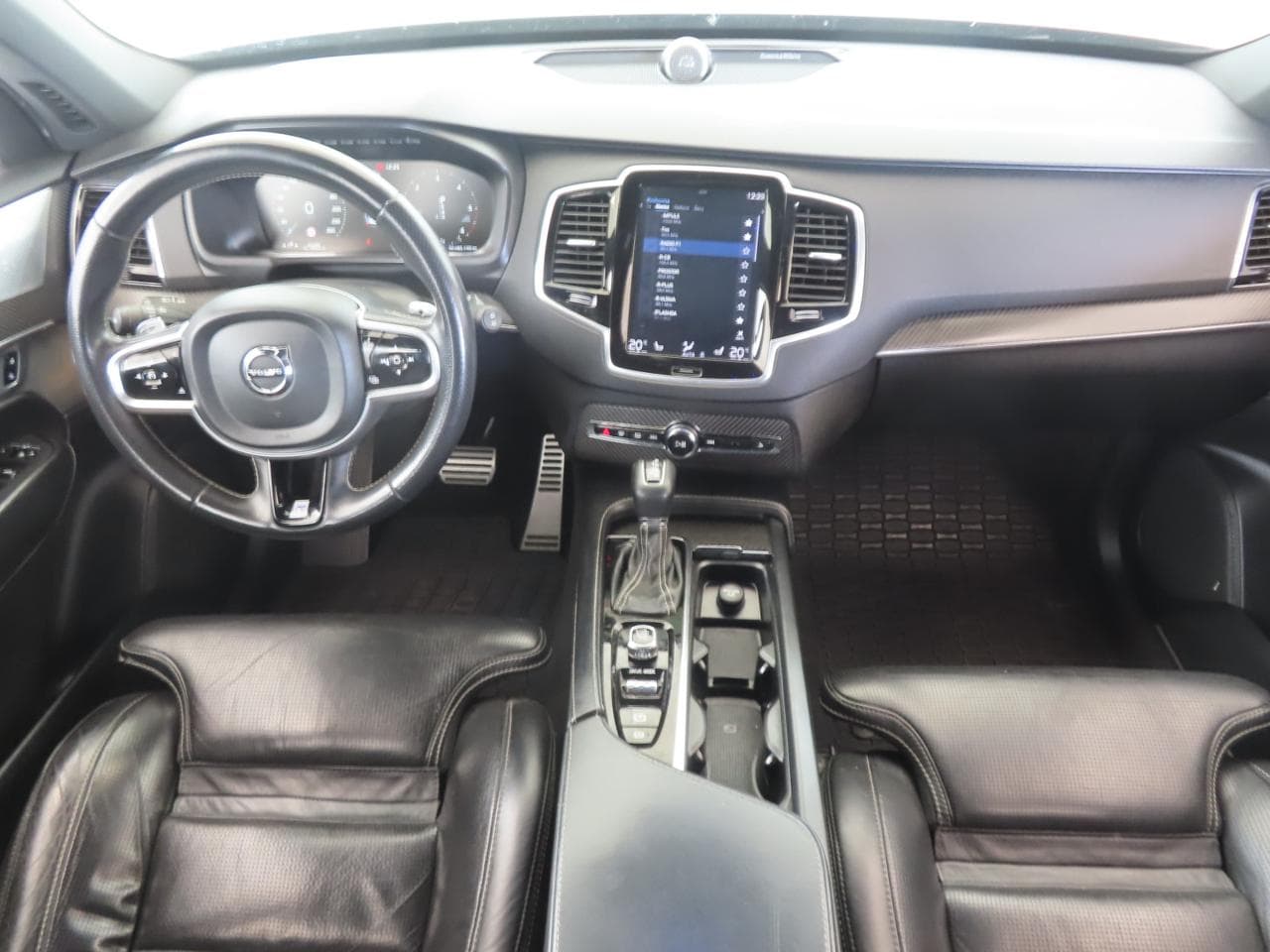 2018 Volvo XC90 - 10