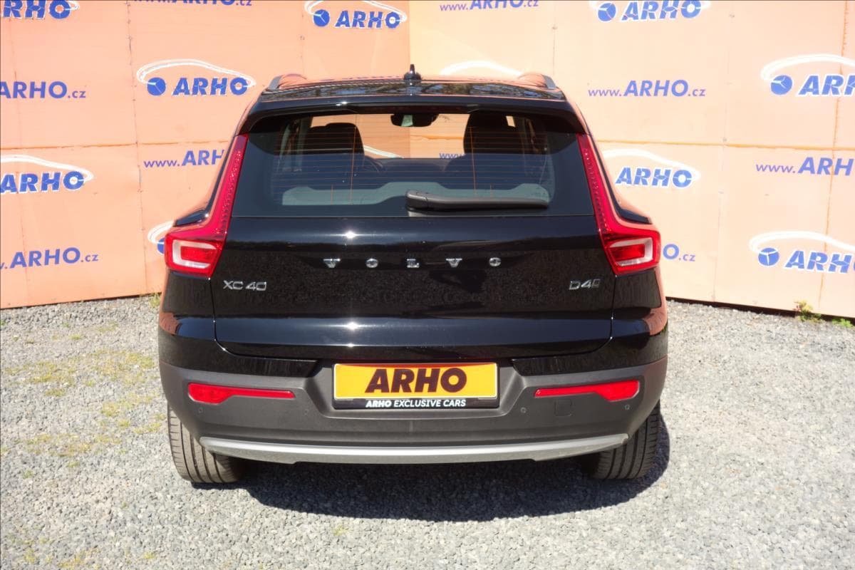 2020 Volvo XC40 - 7
