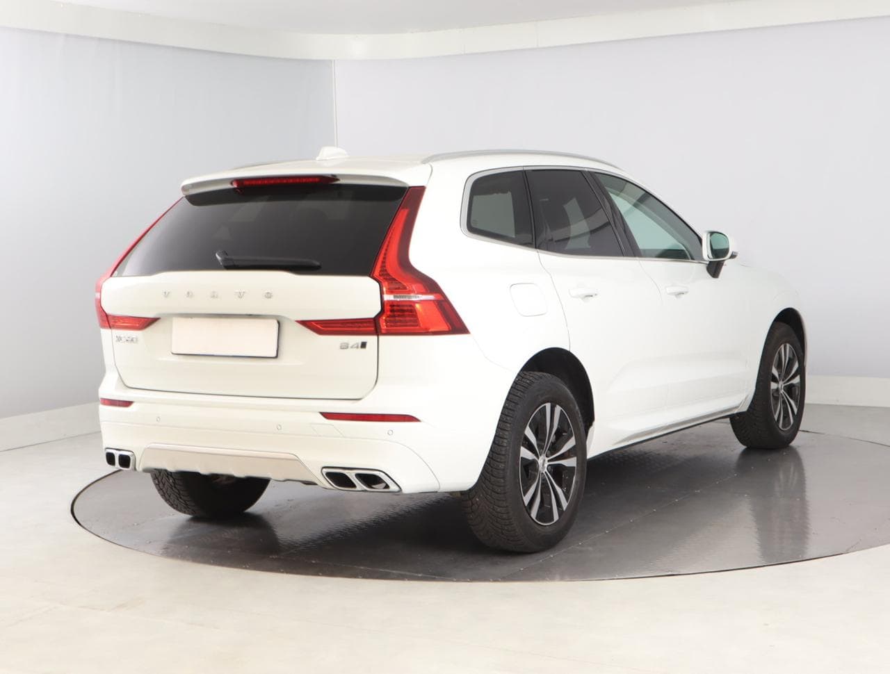 2020 Volvo XC60 - 7