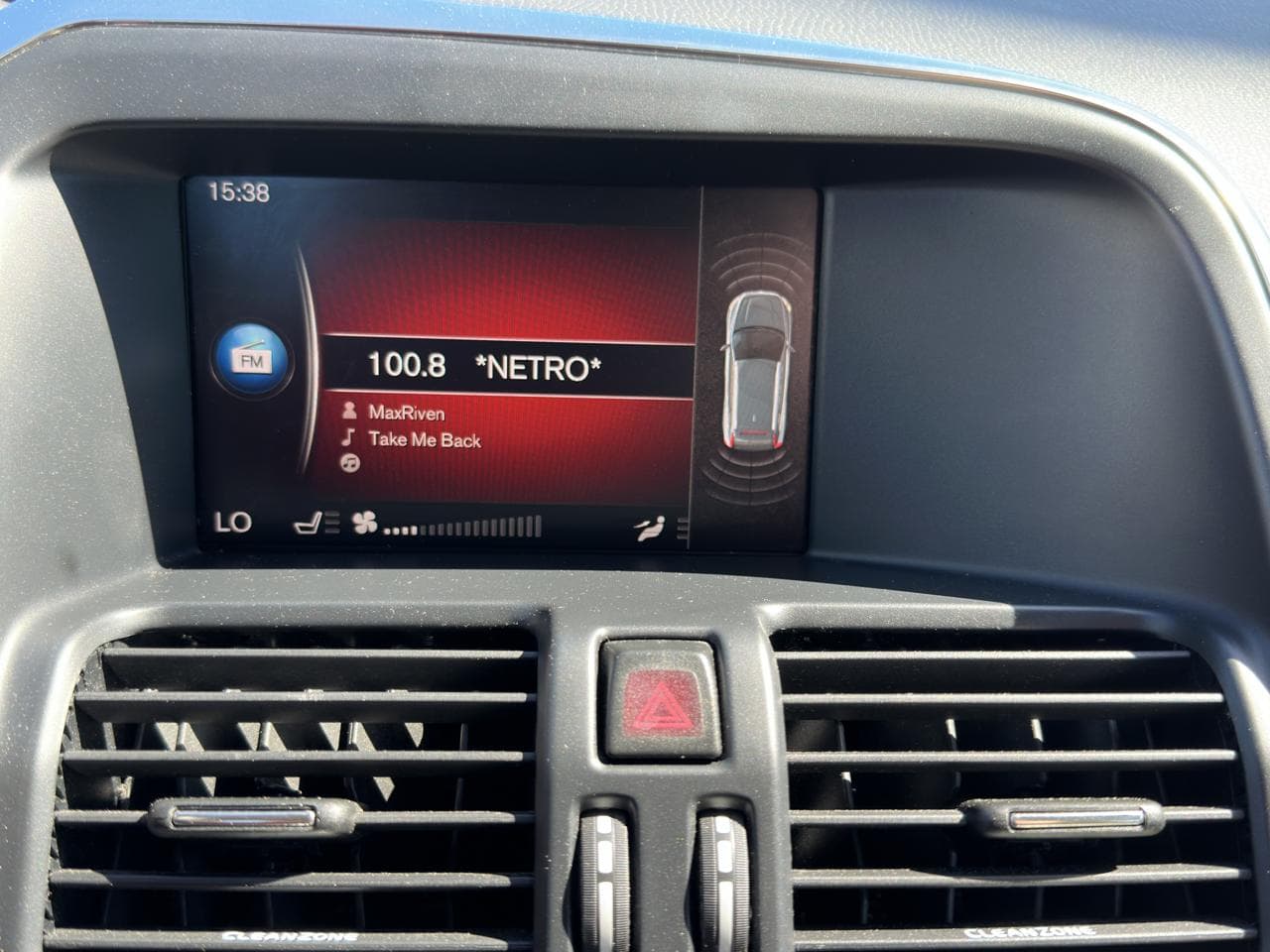 2017 Volvo XC60 - 15