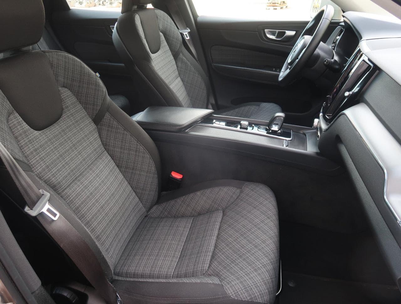 2023 Volvo XC60 - 12