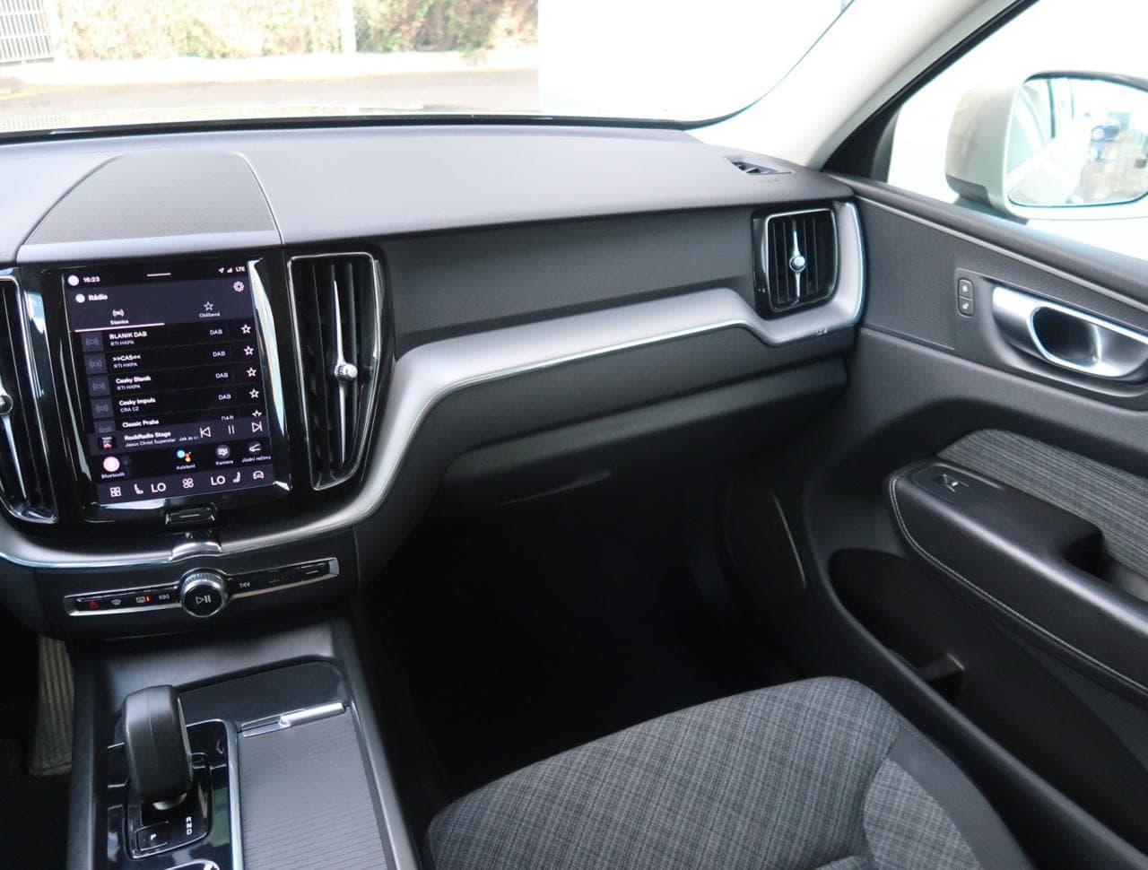 2023 Volvo XC60 - 11