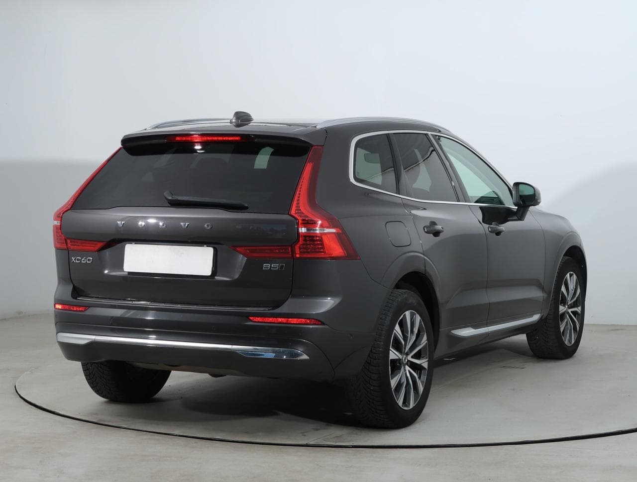 2022 Volvo XC60 - 7