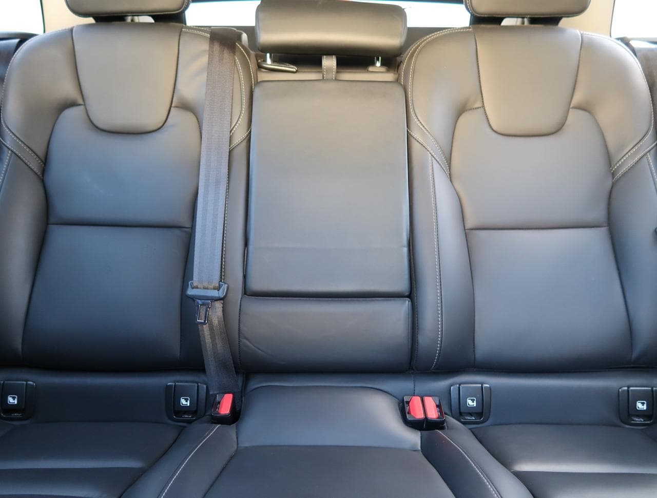 2022 Volvo XC60 - 14