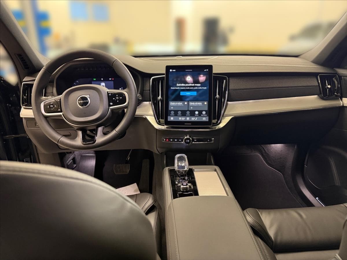2025 Volvo XC90 - 10