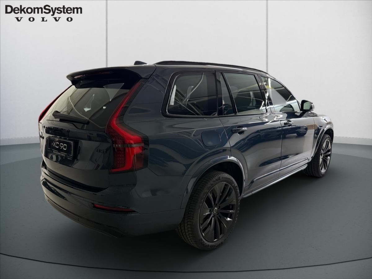 2025 Volvo XC90 - 3