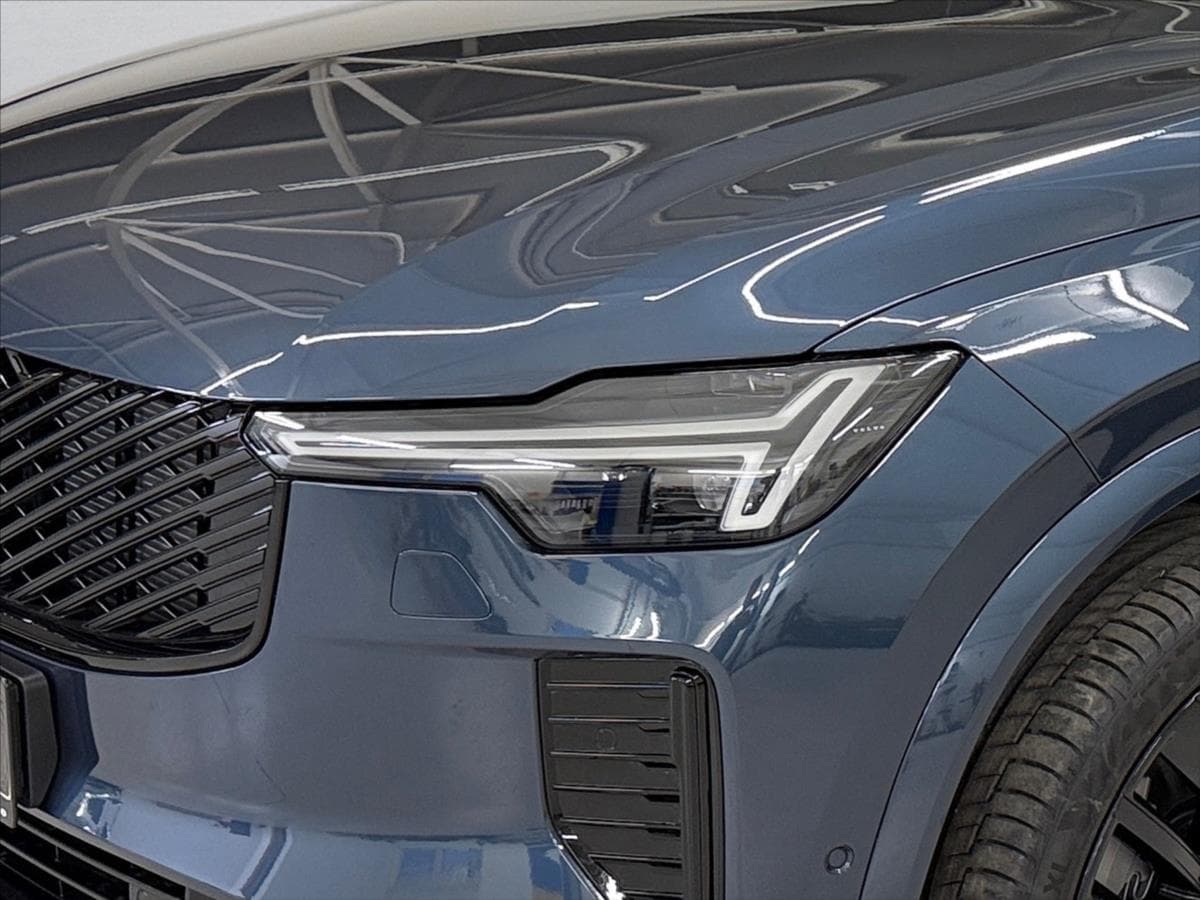 2025 Volvo XC90 - 5