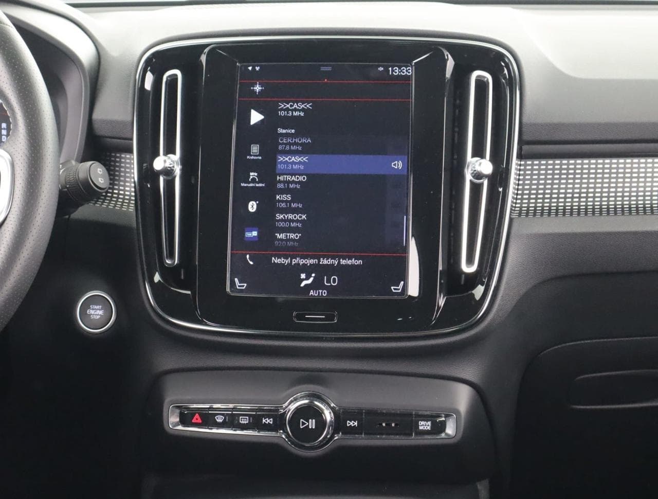 2020 Volvo XC40 - 18