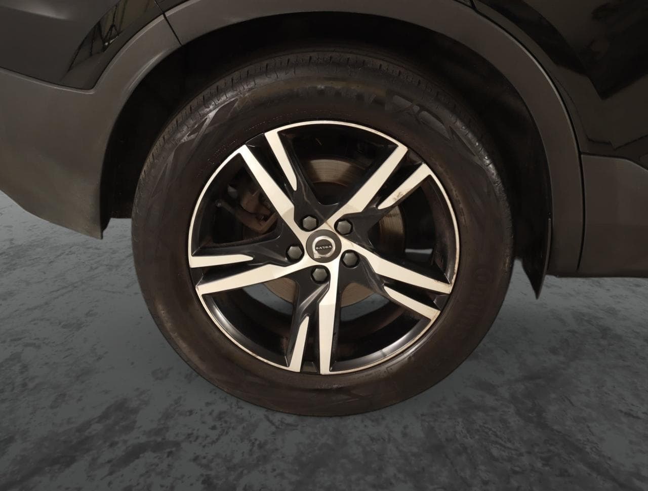 2020 Volvo XC40 - 19