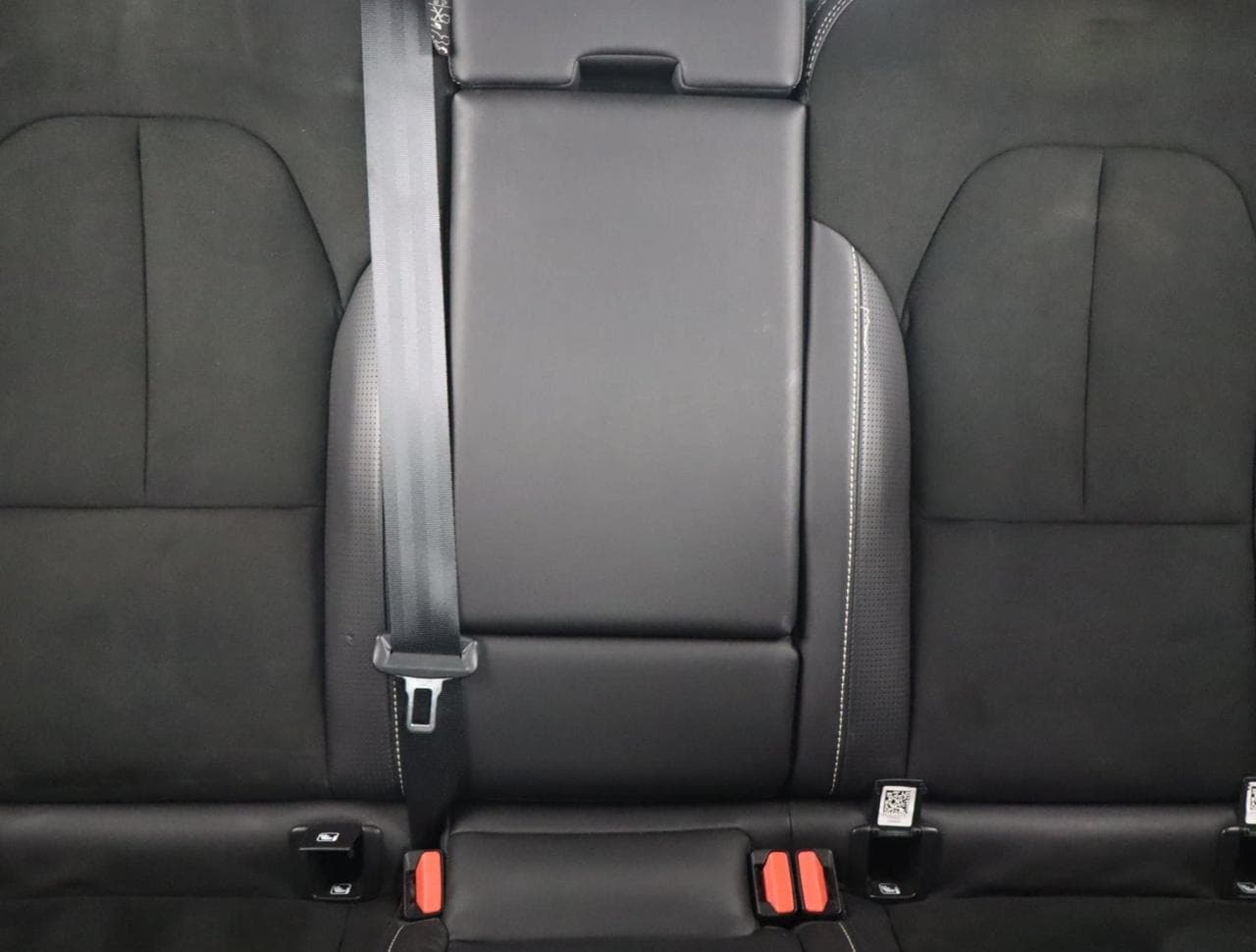 2020 Volvo XC40 - 14