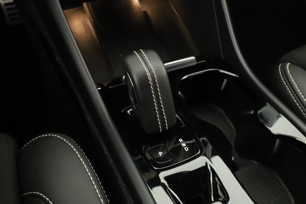 2021 Volvo XC40 - 16