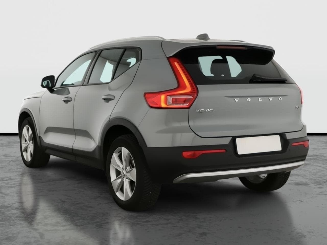 2023 Volvo XC40 - 5