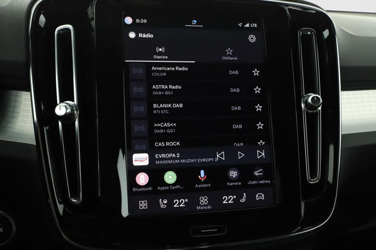 2023 Volvo XC40 - 23
