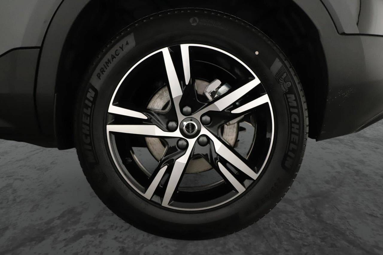 2026 Volvo XC40 - 31