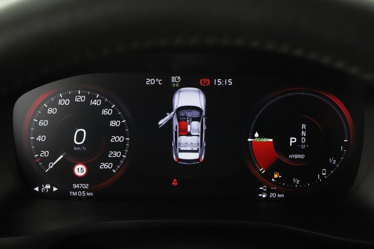 2020 Volvo XC40 - 29