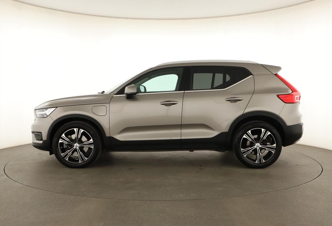 2020 Volvo XC40 - 7